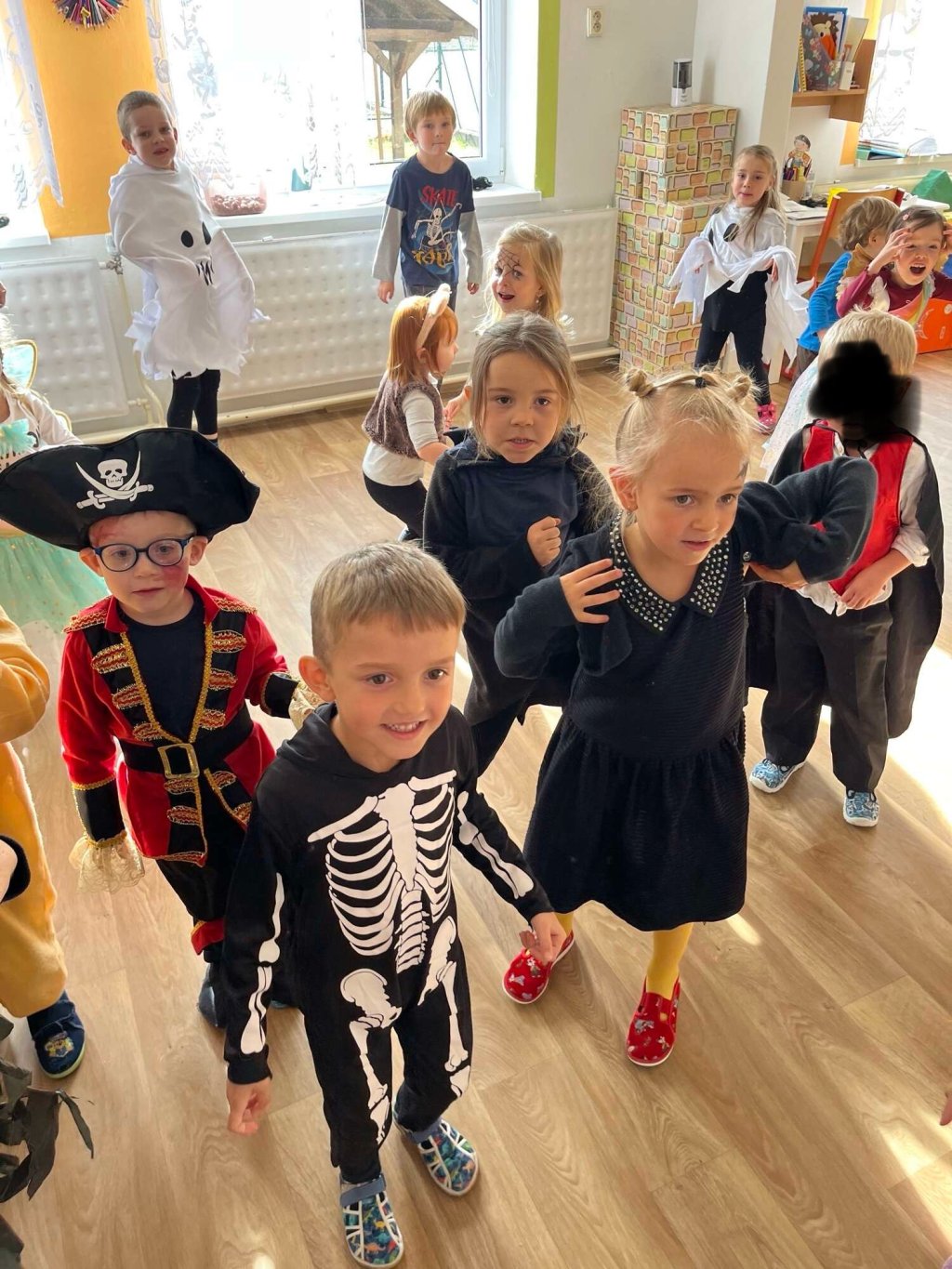 Halloweenský karneval
